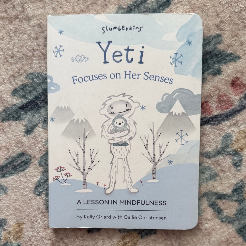 Slumberkins Yeti Focuses on Her Senses Book - Blue